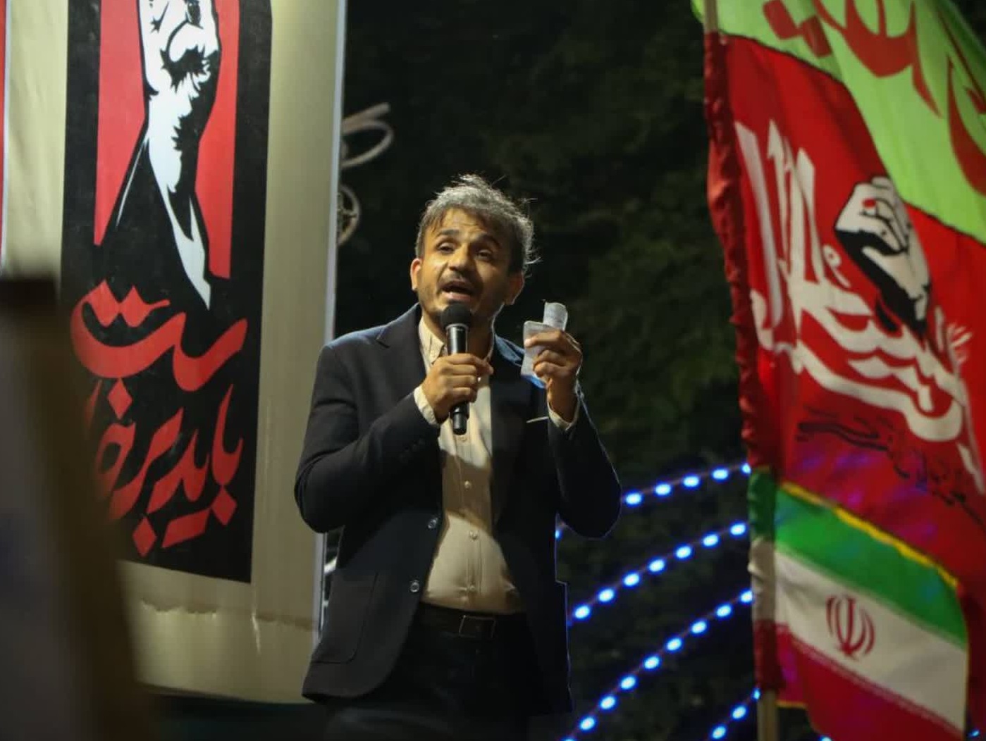 ملت ایران آمریکا را برای همیشه از خلیج فارس خارج می کند