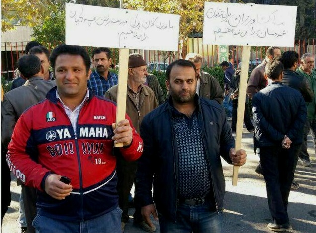 کشت امید در زمین بایر وعده ها/ وقتی توتونکاران برای نان شدن دسترنجشان مجبور به تحصن می شوند